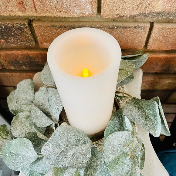 *Frosted Dollar Eucalyptus Candle Ring, 3.5” - Picture 3 of 15